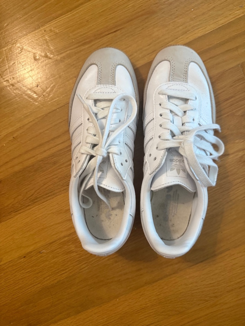 Adidas Sambas size 7